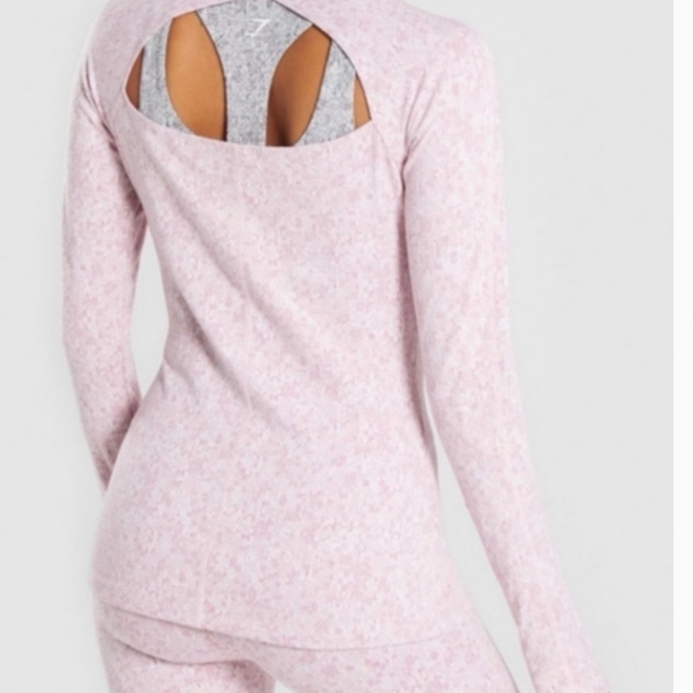 1/2 zip pull over - Picture 2 of 4